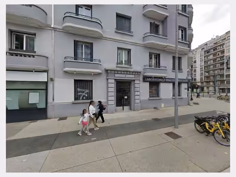 Cours de langue-Chloé Atamian